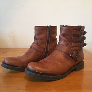 Veronica Short Frye Boots